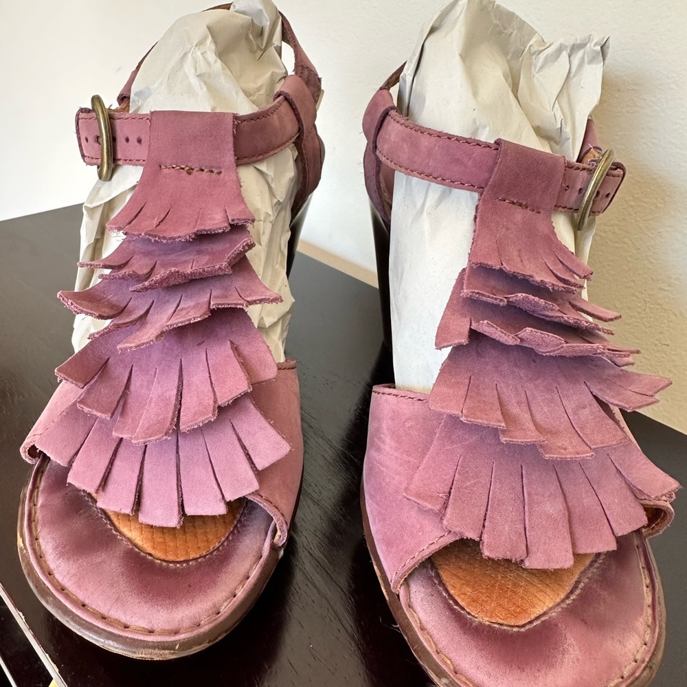 Born Mauve Tassel Flap Heels